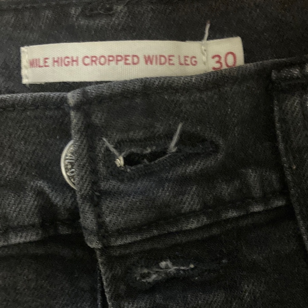 Levi’s Mile High Cropped Wide Leg Jeans - Picture 2 of 7